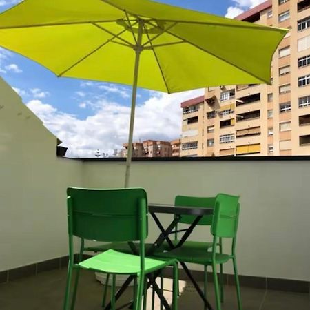 Duplex Con Terraza Apartment Malaga Exterior photo